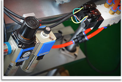 亞德客電磁閥兩聯(lián)件 亞德客電磁閥兩聯(lián)件